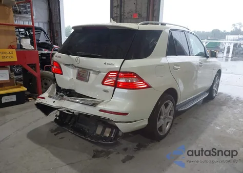 2013 Mercedes-Benz Ml 550 4Matic z USA, uszkodzony, nr VIN 4JGDA7DB3DA165765